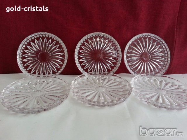 кристални чинийки , снимка 1 - Антикварни и старинни предмети - 19375942