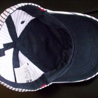 Детска бебешка шапка Н&М с извита козирка, снимка 6 - Шапки, шалове и ръкавици - 23726936