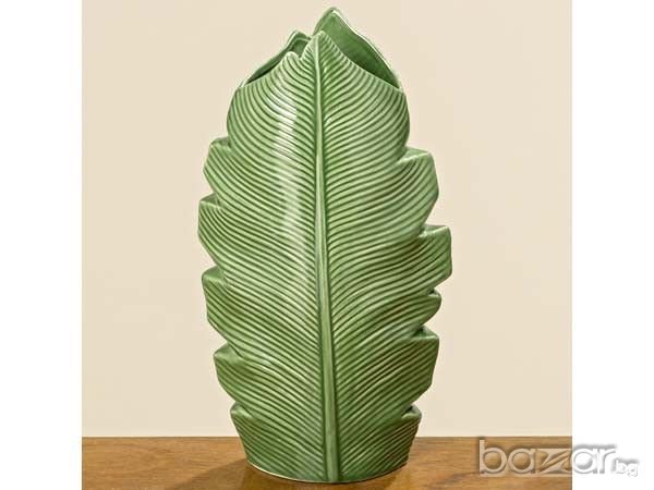 Порцеланова ваза-25 см., снимка 1