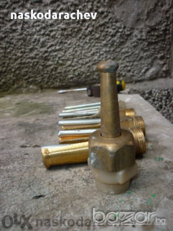 Дюзи за автоматично поене на прасета (свине), нутрии и др., снимка 10 - Други стоки за животни - 11595720