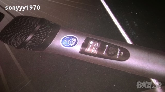 akg profi microphones-2бр с ПРИЕМНИК, снимка 8 - Микрофони - 24738739