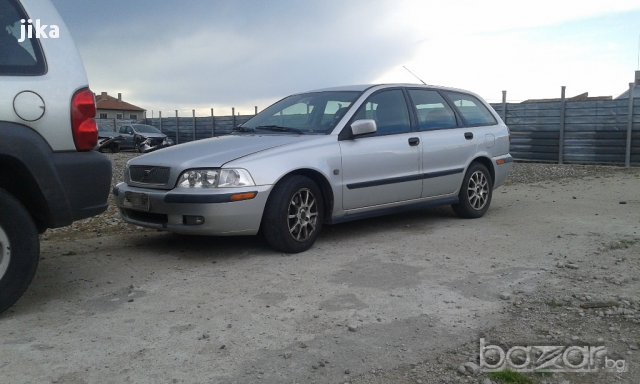 Volvo V40 1.9TDi 115кс 2001г на ЧАСТИ, снимка 2 - Автомобили и джипове - 14512852
