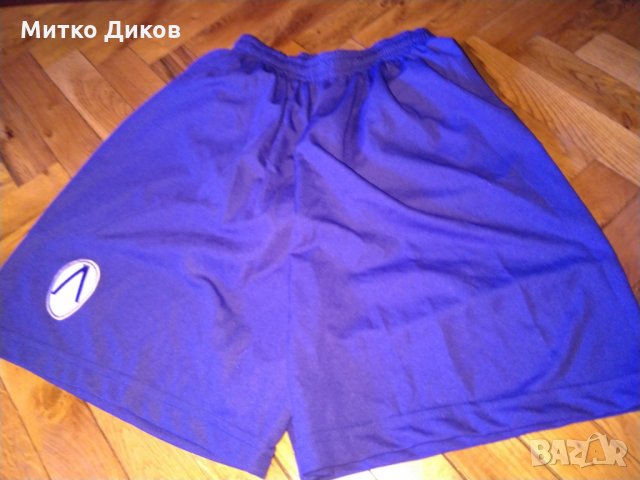 Левски гащета и калци