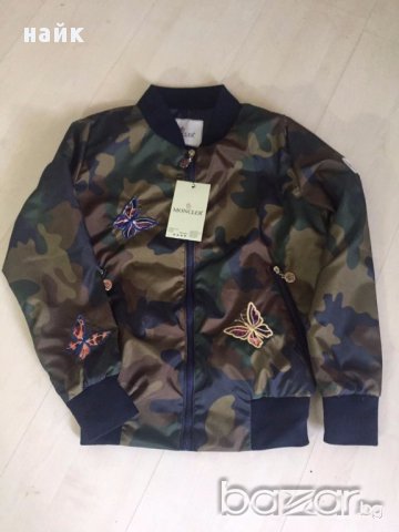 Ликвидация!!! дамско есенно яке с избродирани пеперуди/реплика, снимка 4 - Спортни екипи - 17805467