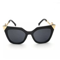 Слънчеви очила черно и златни рамки и златни ъгли, снимка 2 - Слънчеви и диоптрични очила - 13113016