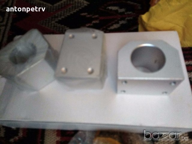 Легло за гайка за СВД SFU2005 и SFU2505 (nut housing), снимка 2 - Резервни части за машини - 19232680