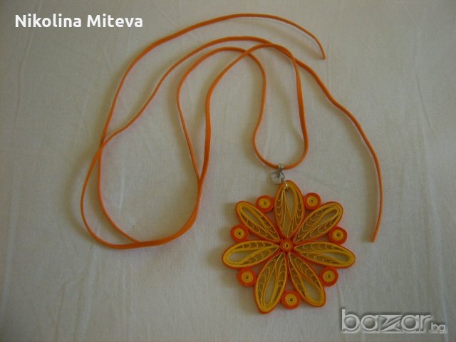Брошка в жълто и оранжево