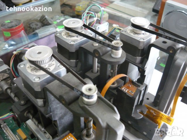 стъпкови двигатели и направляващи и танкети, снимка 4 - Електродвигатели - 22104714