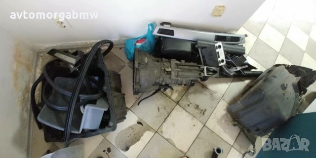 БМВ - Е90 - 318д - 143 коня - на части BMW E90 318d 143hp , снимка 6 - Автомобили и джипове - 24043615