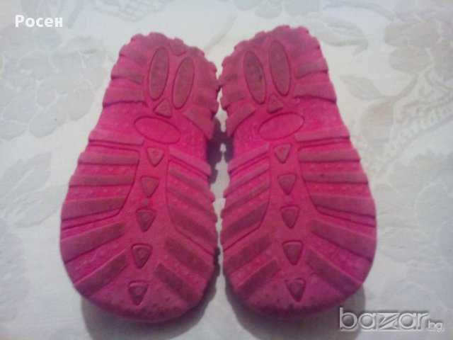 Маратонки за момиченце номер 19 , снимка 2 - Детски маратонки - 14709359