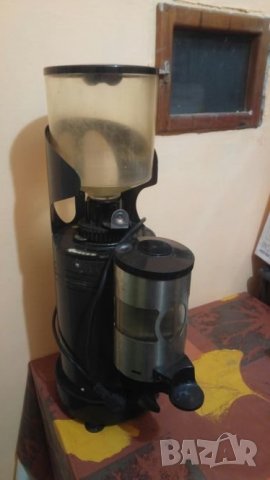 Мелачка за кафе, снимка 1 - Обзавеждане за заведение - 23941616