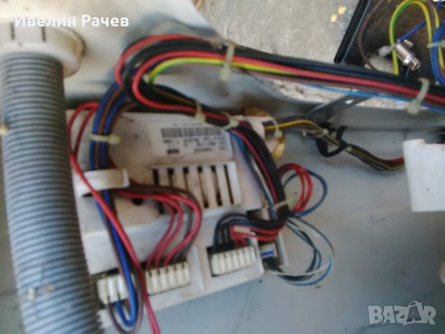 Пералня Indesit WIN 102 на части, снимка 8 - Перални - 24806129