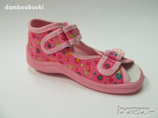 Детски пантофки Vi-GGa-Mi розово цветчета, снимка 3 - Детски сандали и чехли - 18396069