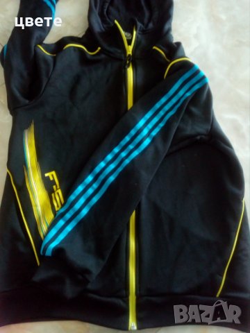 Дамска горница адидас, снимка 2 - Спортни екипи - 24531760