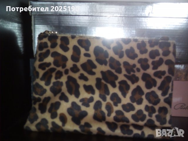 Дамска кожена чанта Н &М, снимка 1