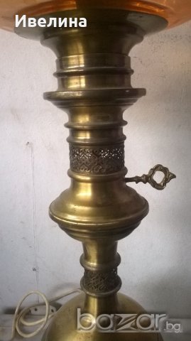 стара нощна лампа от месинг, снимка 4 - Настолни лампи - 17990041