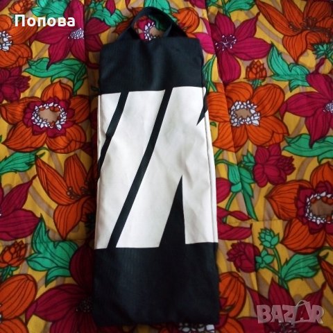 ' NiKE'оригинална, снимка 2 - Чанти - 25259127