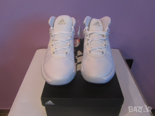 Продавам оригинални кецове ADIDAS.