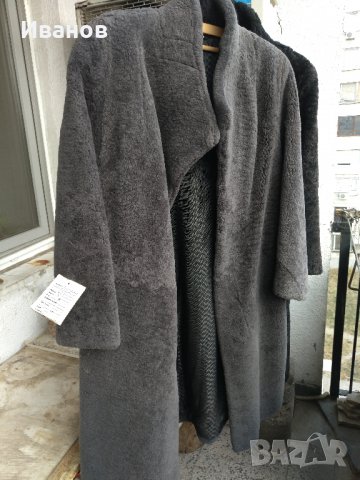 Продавам дамски кожени палта, снимка 1 - Палта, манта - 23526443