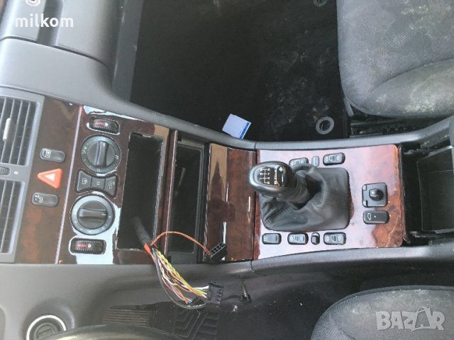 Е класа 2000г. 11 месец Фейслифт 2.2cdi дизел, снимка 8 - Автомобили и джипове - 21907762