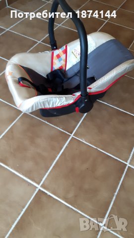 Бебешко столче за кола, снимка 1 - Кенгура и ранички - 25526342