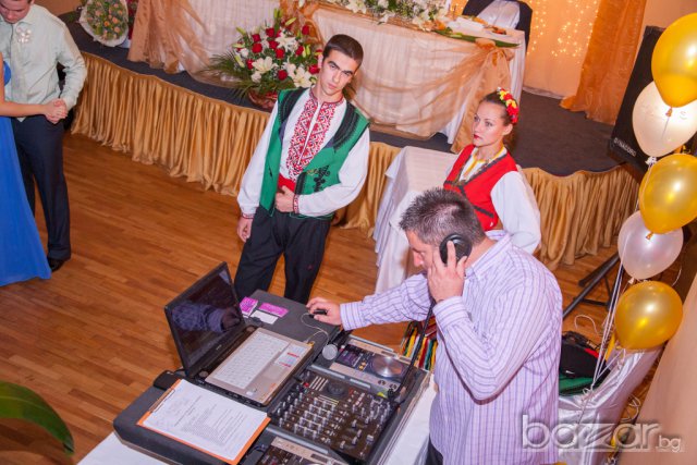 DJ в София,Мобилен DJ Дисководещ и водещ за сватба и събития.DJ за абитуриентски бал,парти., снимка 5 - Фотографи - 4539389