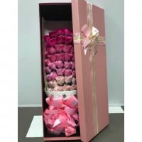 51 Големи Вечни рози в стилна кутия. Подарък за 8 Март,Подарък за жената, подарък за съпругата, снимка 2 - Изкуствени цветя - 23847285
