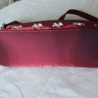Елегантна дамска чанта във вишнев цвят, снимка 2 - Чанти - 11695119