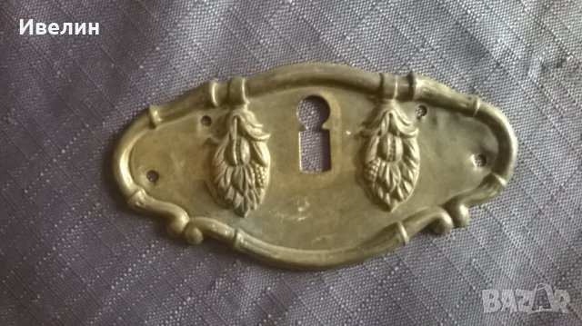 метална апликация арт деко