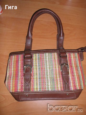 Малка чантичка, снимка 2 - Чанти - 18186043