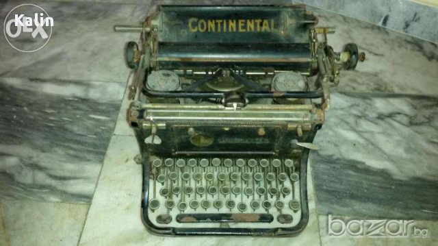 Уникално запазена пишеща машина на Кирилица Continental 