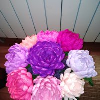 Цветя от хартия-Кълбести хризантеми, снимка 1 - Изкуствени цветя - 24676147