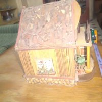 Голяма, ръчно направена къщичка с подръчни материали, снимка 3 - Други ценни предмети - 26153087