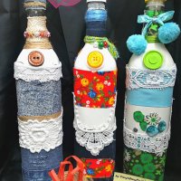 Ръчно декорирани бутилки за домашен алкохол, снимка 1 - Декорация за дома - 23318460