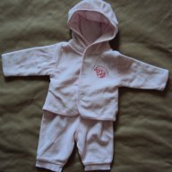 Комплектче за момиченце Baby Club на C&A, размер 56 см, снимка 2 - Комплекти за бебе - 16394363