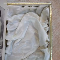 Кутия от парфюмериен комплект "Rose de Bulgarie" от соца, снимка 5 - Други ценни предмети - 19324000