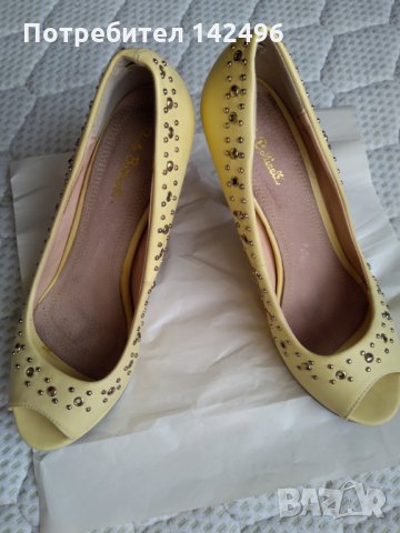 Жълти обувчици, снимка 2 - Дамски обувки на ток - 23123011