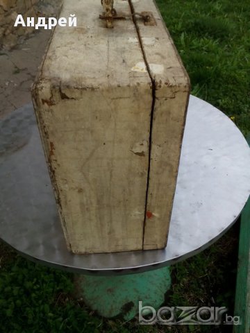 Старинен дървен куфар, снимка 4 - Антикварни и старинни предмети - 17886041