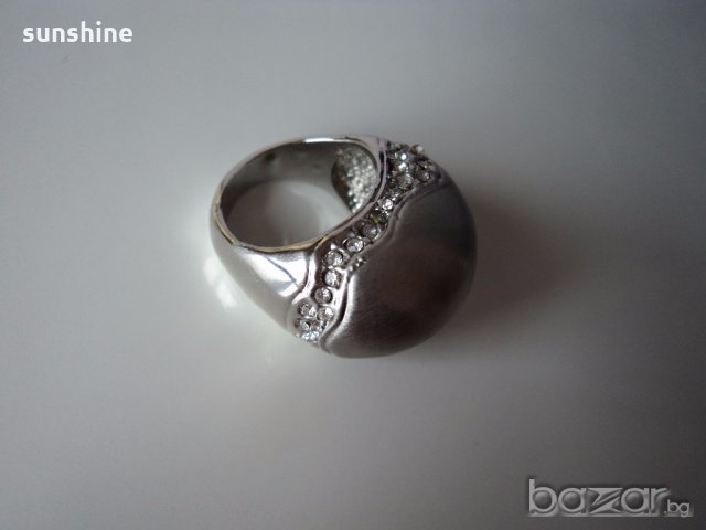 Сребрист матиран пръстен с елементи Сваровски, снимка 5 - Пръстени - 18476158