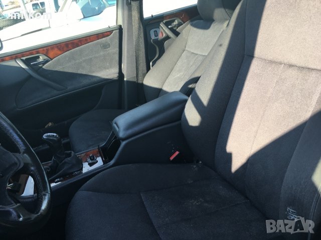 Е класа 2000г. 11 месец Фейслифт 2.2cdi дизел, снимка 5 - Автомобили и джипове - 21907762