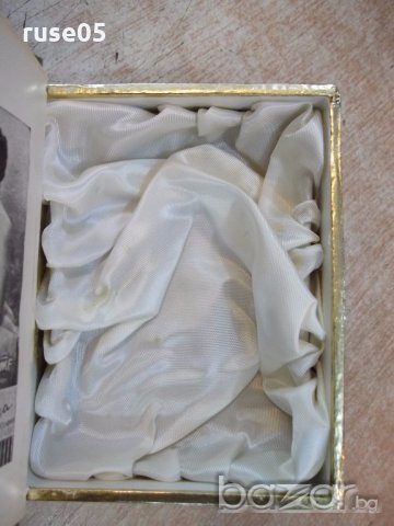 Кутия от парфюмериен комплект "Rose de Bulgarie" от соца, снимка 5 - Други ценни предмети - 19324000