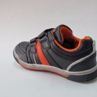 Детски спортни обувки в синьо 27/31, снимка 4 - Детски маратонки - 19314770