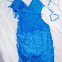 Синя асиметрична рокля с ресни и ниска талия, снимка 2 - Рокли - 20624959
