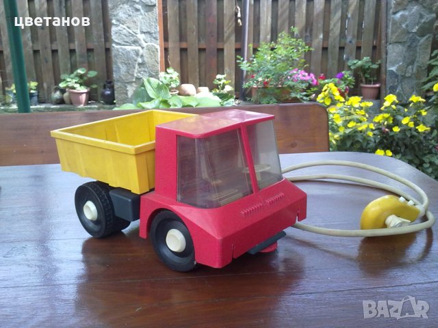 Стара играчка