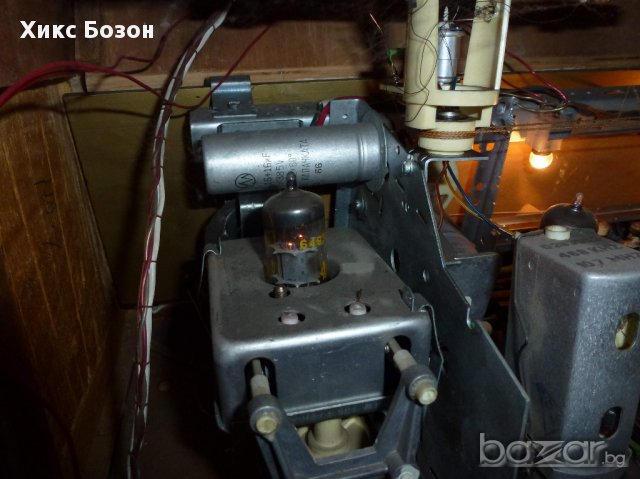 Уникална техника , 60-те години Хармония 103 лампов радио грамофон, снимка 5 - Грамофони - 12233386
