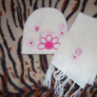 Шал и шапка за принцеса, снимка 1 - Шапки, шалове и ръкавици - 16700214