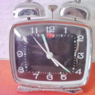 Стар работещ часовник, снимка 1 - Антикварни и старинни предмети - 17109520