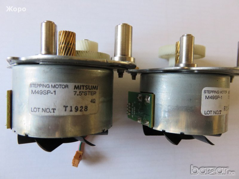 Стъпкови двигатели MITSUMI M49SP-1 и серво мотори, снимка 1