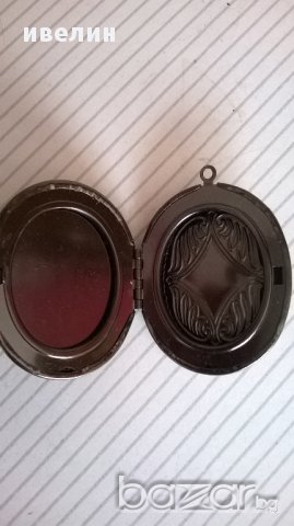 стар медальон, снимка 3 - Антикварни и старинни предмети - 11800259