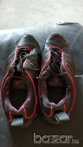 Дамски маратонки Адидас номер 39.5 в много добро състояние, снимка 5 - Маратонки - 13491674